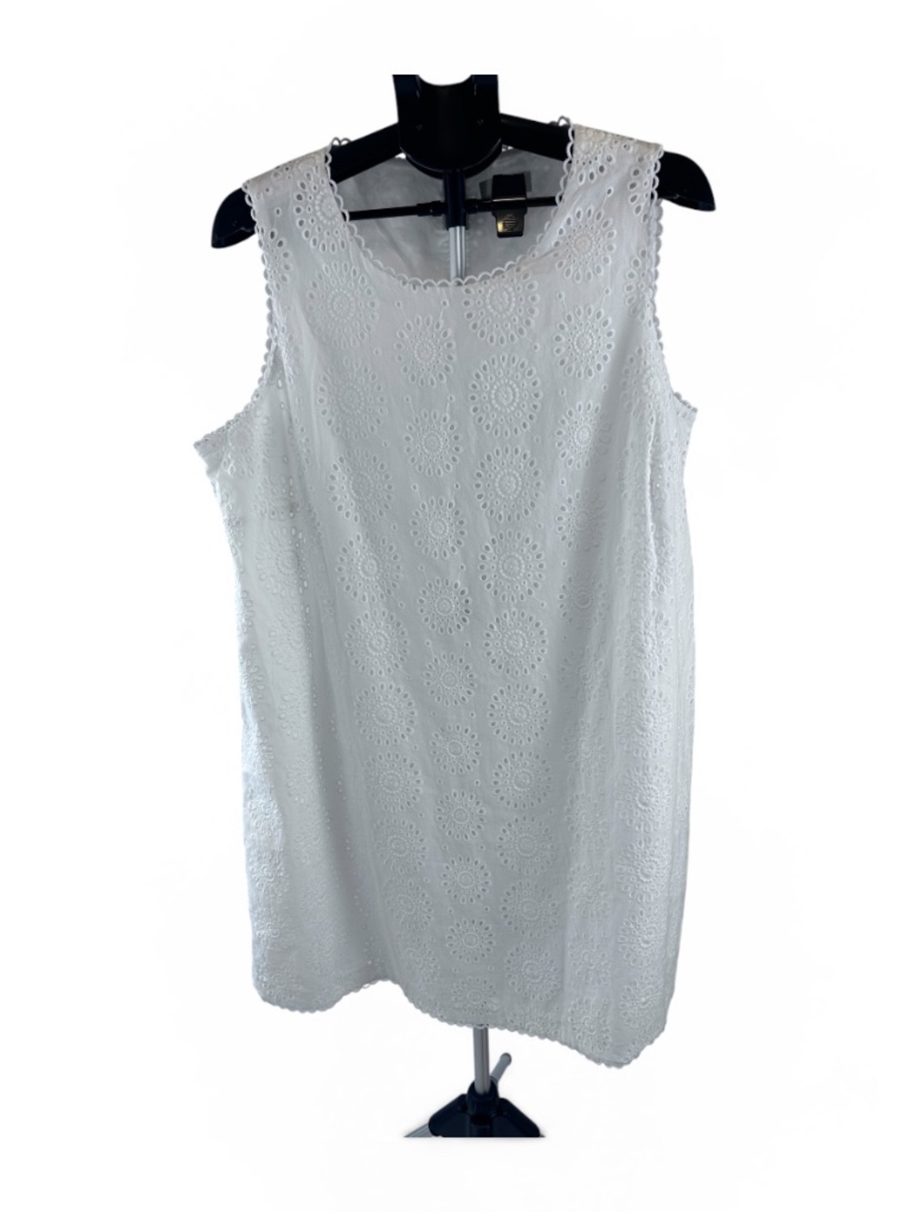 ON 34th White Eyelet Dress 2X Sleeveless Cotton Embroidered Shift Dress
